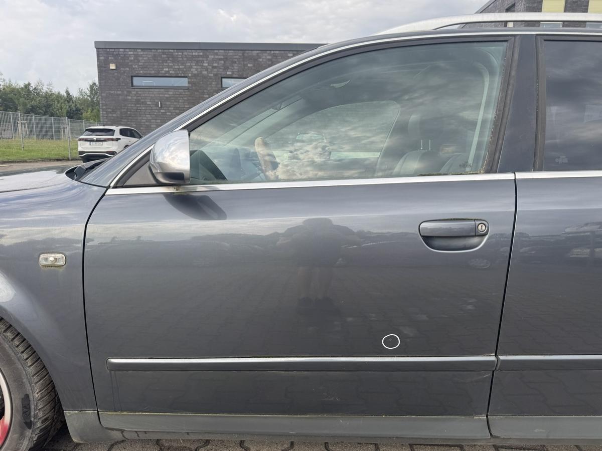 Audi A4 8E original T&uuml;r vorn links LX7Z Delfingrau Metallic 5-T&uuml;rer Rohbau Bj.2002